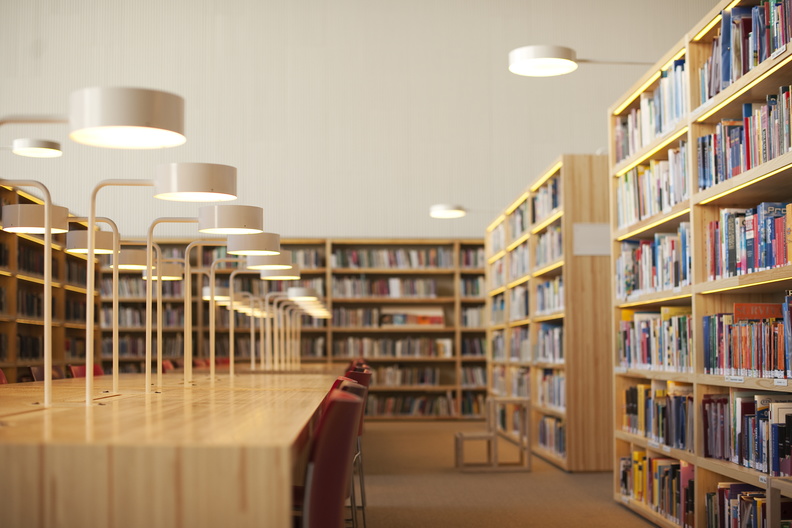 kirjasto12.jpg